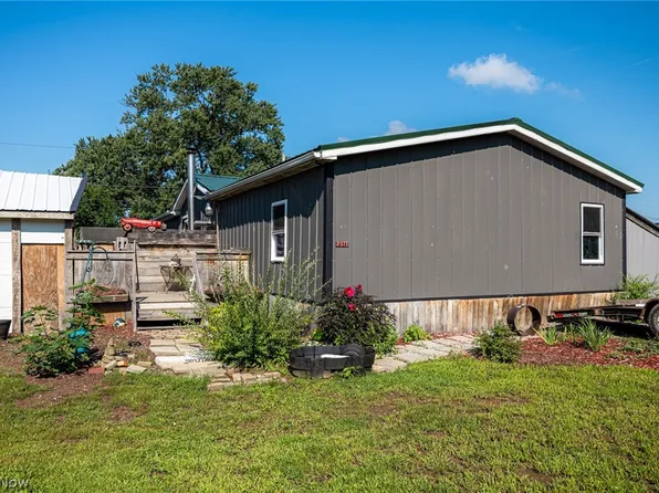 2577 S 7th St, Coshocton, OH 43812