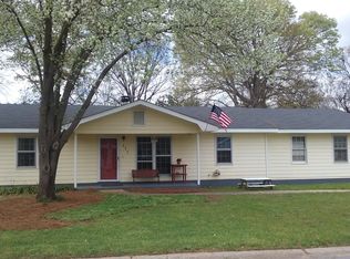 111 Somerset Dr, Warner Robins, GA 31088