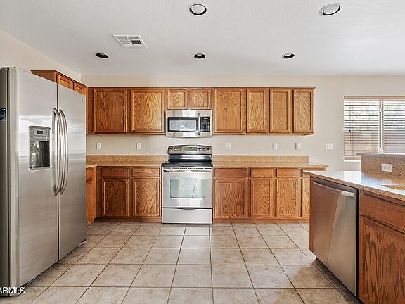 3rd image of 15410 N 169th Ln