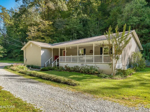 1697 Munsey Hatcher Rd, Seymour, TN 37865