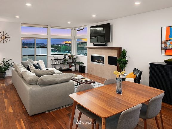 4th image of 2616 Eastlake Avenue E #B