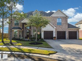 25726 Canyon Crossing Dr, Richmond, TX 77406