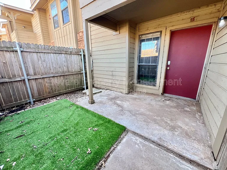 14407 N Pennsylvania Ave #12B — Photo 8
