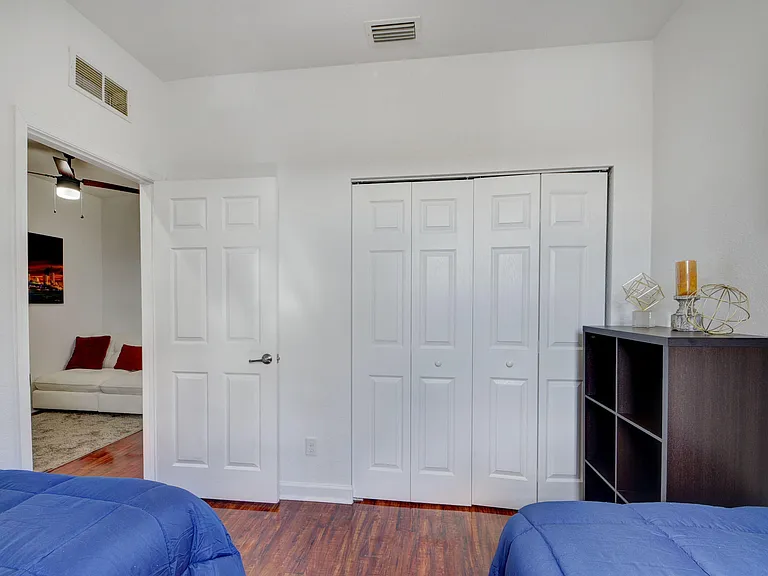 10342 Wellington Parc Dr — Photo 27