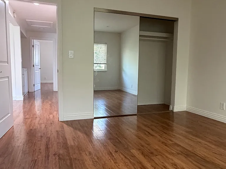 3052 Honolulu Ave #B — Photo 3