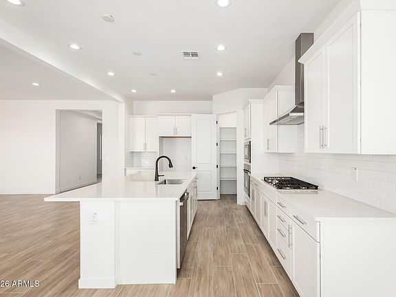 7th image of this home