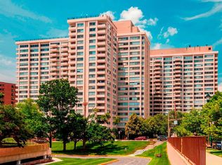 5500 Friendship Blvd APT 2321, Chevy Chase, MD 20815