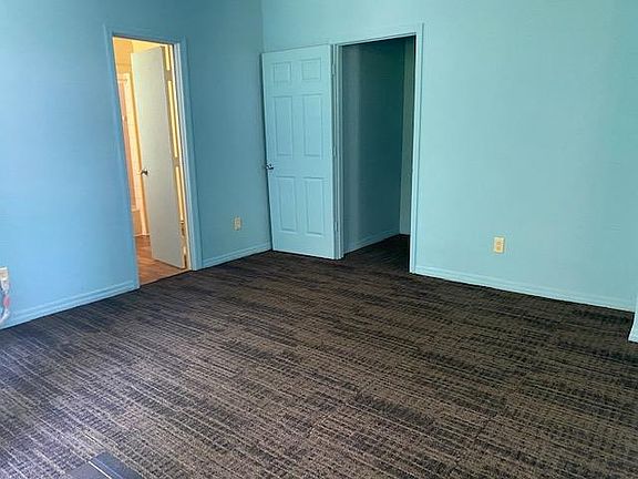 4th image of 3339 Broadway Ave #1