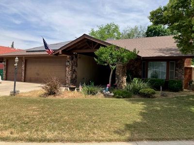 1370 Lindale Pl., Porterville, CA, 93257