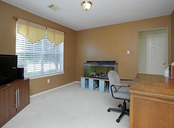 3rd image of 19403 Scarlet Cove Dr