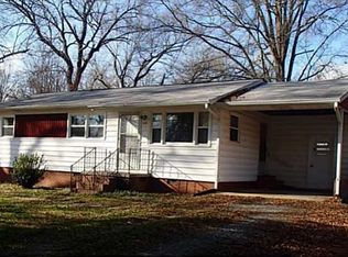 249 Grove St, Mocksville, NC 27028