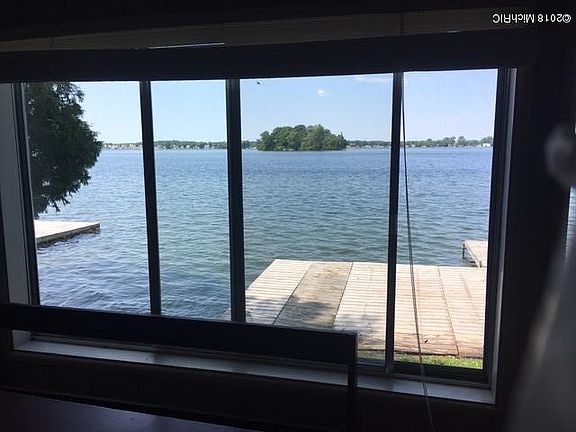 5th image of 2533 S Shore Dr