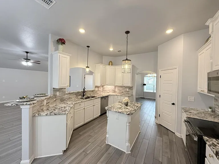 8301 Grayson Trl — Photo 13