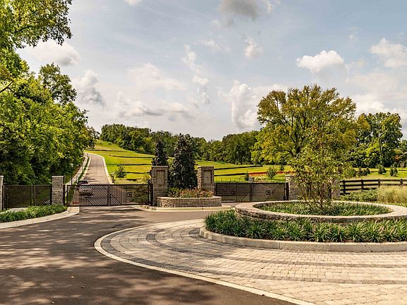 2nd image of 515 Cielo Dr Lot 3