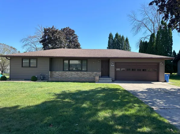 1011 Van Buren Ave, Owatonna, MN 55060