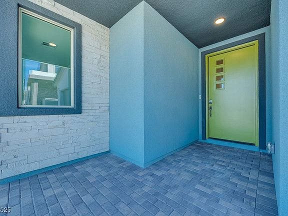 4th image of 10326 Hale Ave