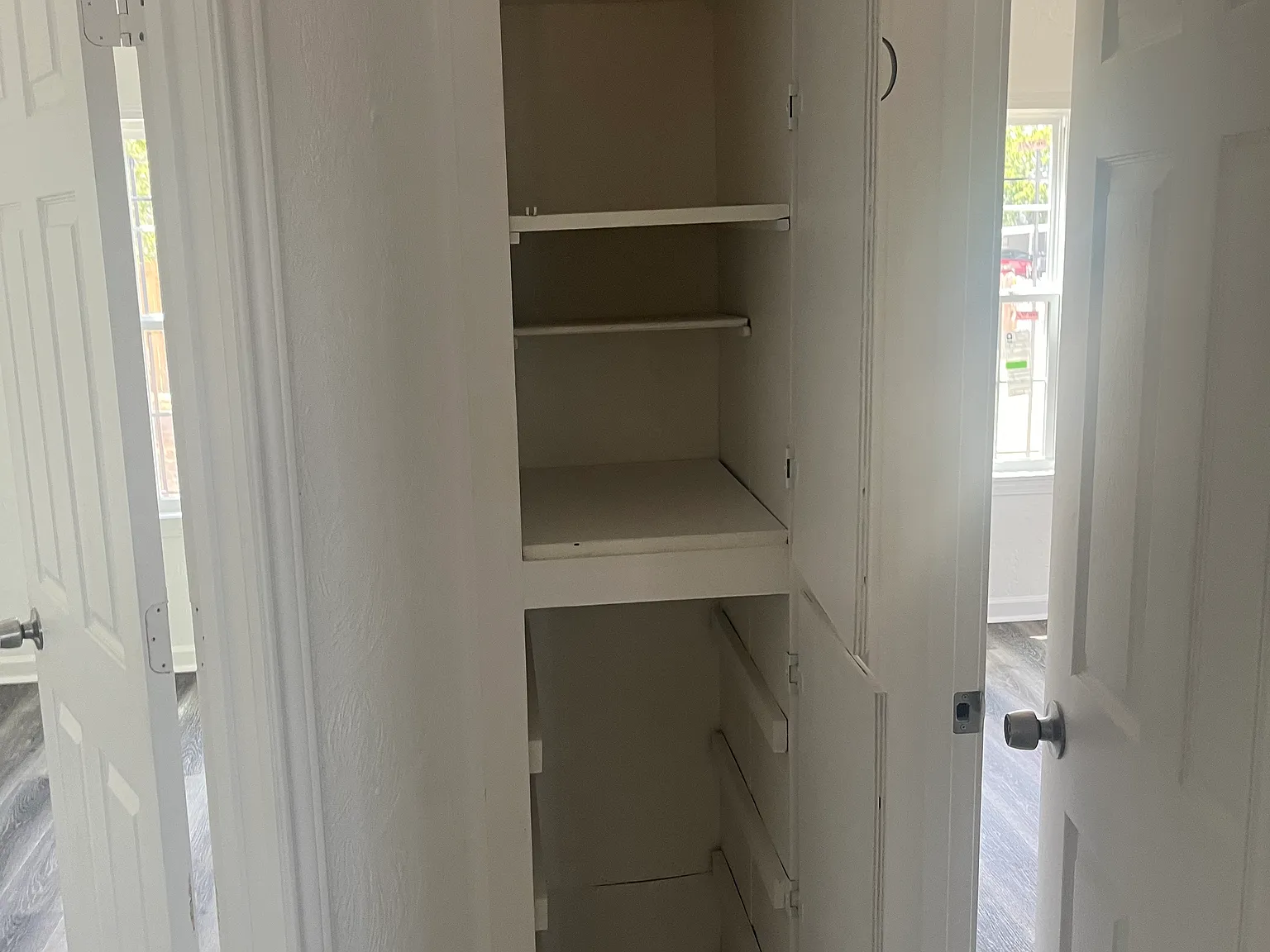 2 bed, 768 sqft, $575 — Photo 2