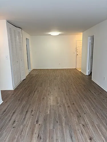 9019 Wall St Photo 1