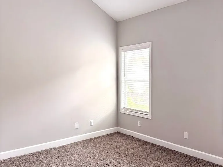167 Austin Ryan Dr — Photo 7
