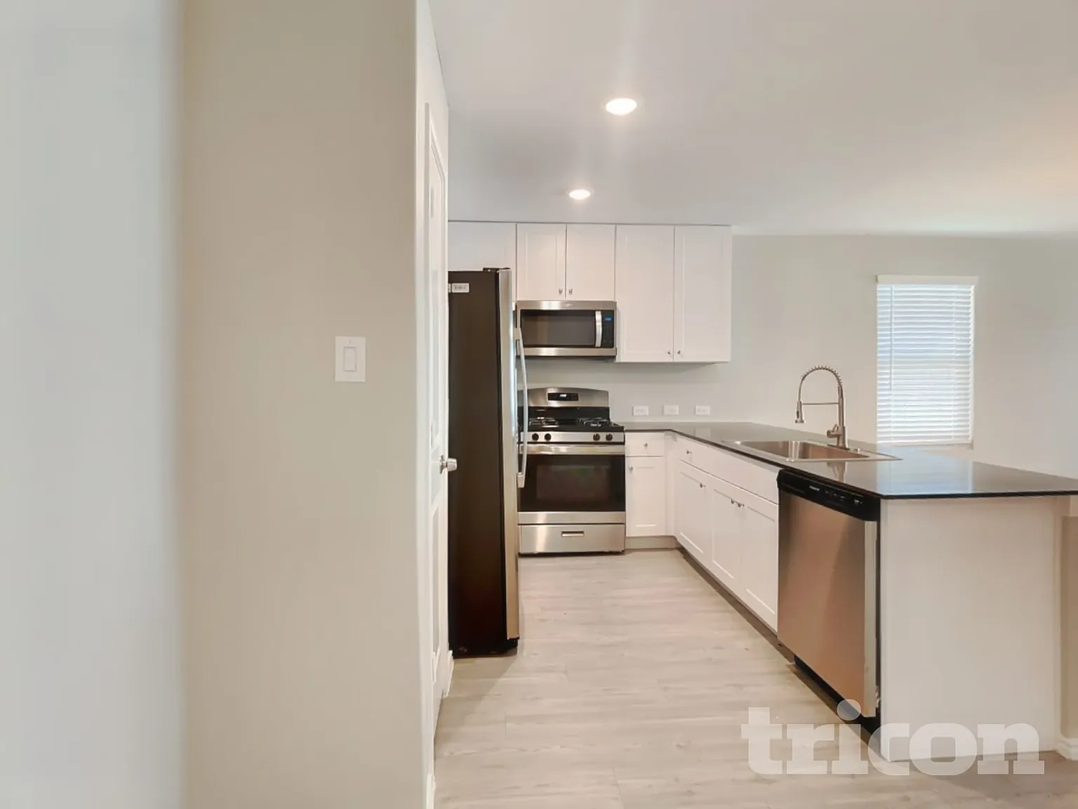 5910 Companion Loop Bulverde TX — Photo 4