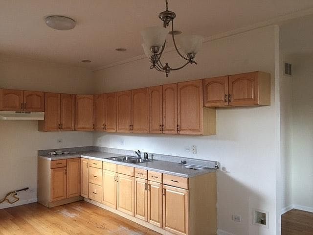 1st image of 3256 W Washington Blvd APT 3