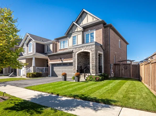501 Juneberry Ct, Milton, ON L9E 1M7