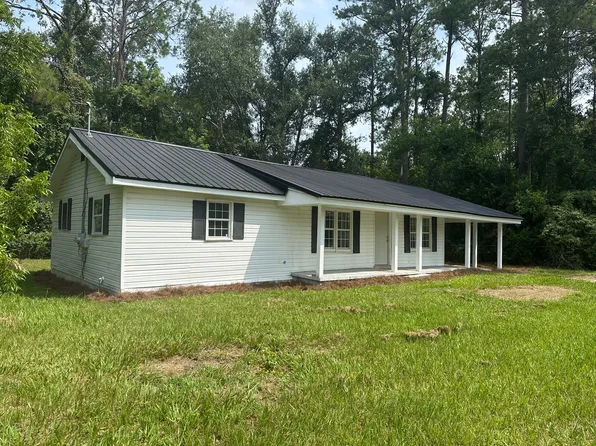 1607 James St, Waycross, GA 31501