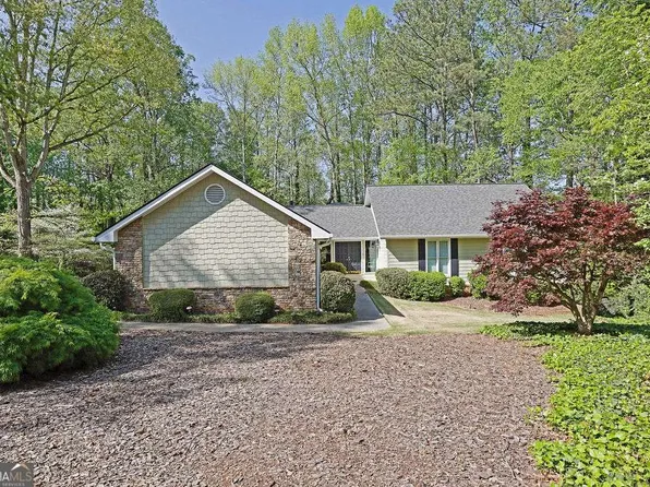 115 Beechwood Trl, Roswell, GA 30075