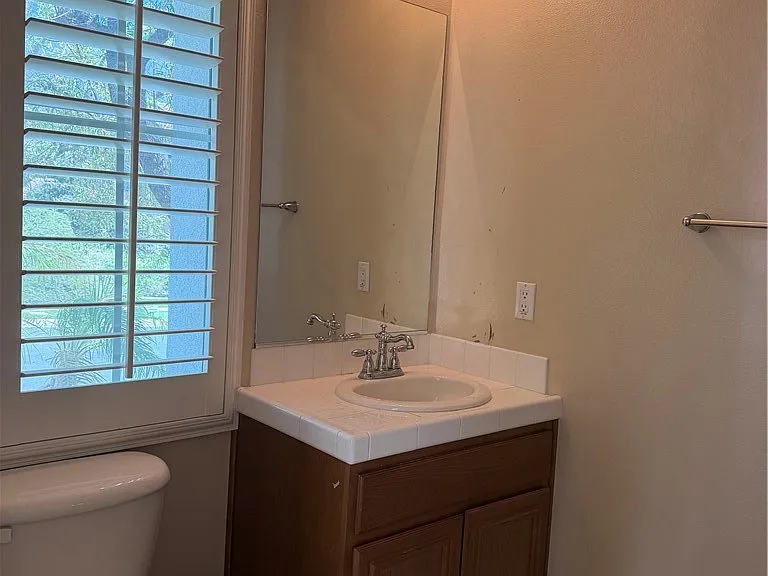 12609 Dupont Dr — Photo 7