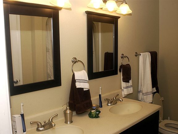 4th image of 8416 N Jones Ave APT 1