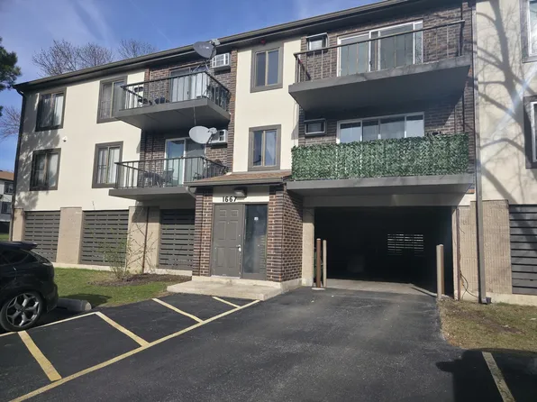 1667 Kiowa Cir #204, Naperville, IL 60565
