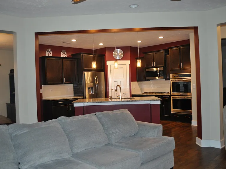 802 Declaration Dr — Photo 3