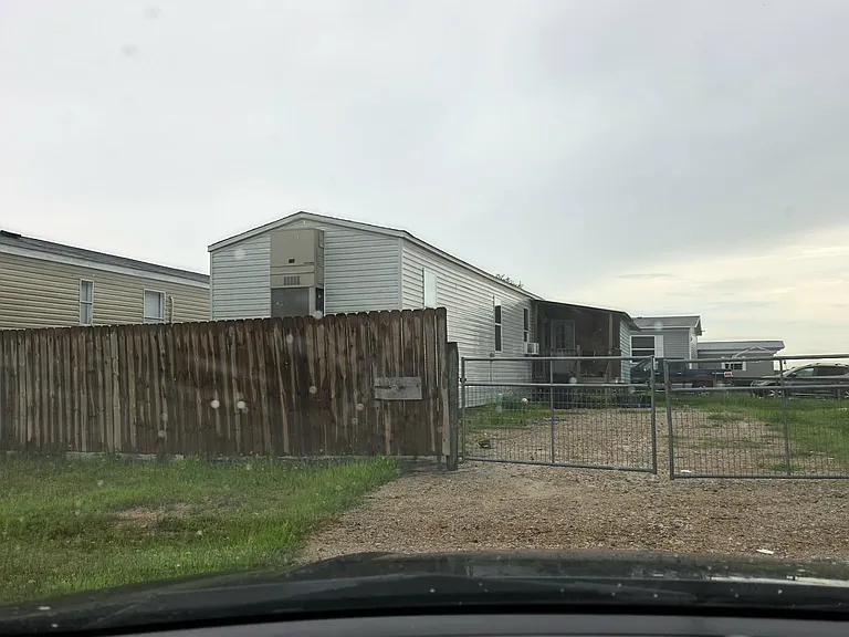 1460 Road 5723 — Photo 3