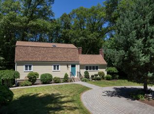 29 Olde Coach Rd, Westborough, MA 01581