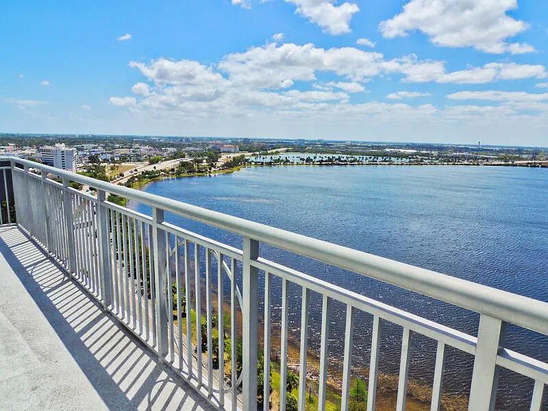 The Edge West Palm Beach — Photo 2