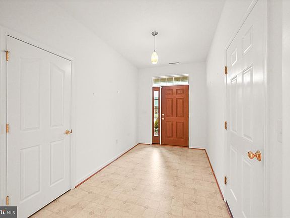 5th image of 20 Stedtle Ave