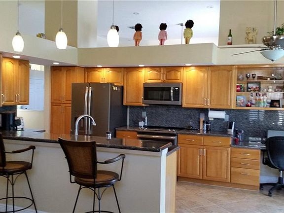 5th image of 14520 Lake Olive Dr