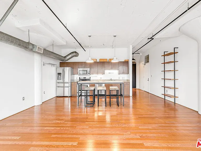 200 N San Fernando Rd #412 — Photo 5