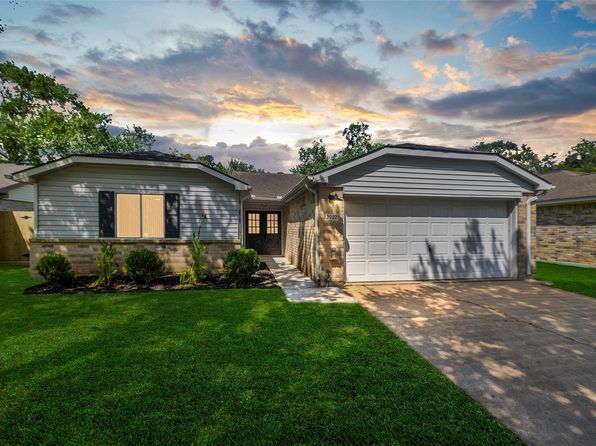 2922 Whetrock Ln