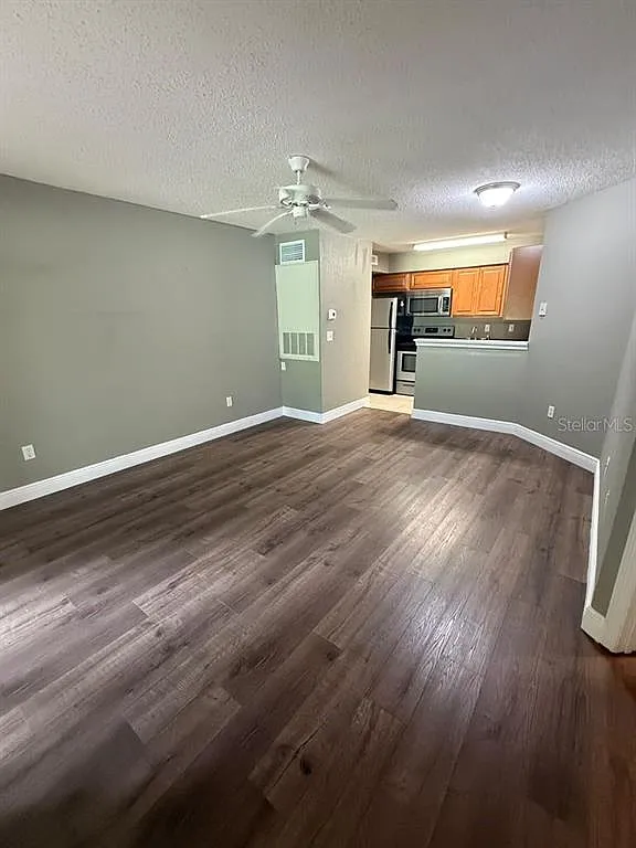 1 bed, 1.0 bath, 535 sqft, $1,300 — Photo 3