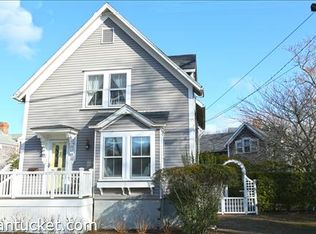 32 Pleasant St, Nantucket, MA 02554