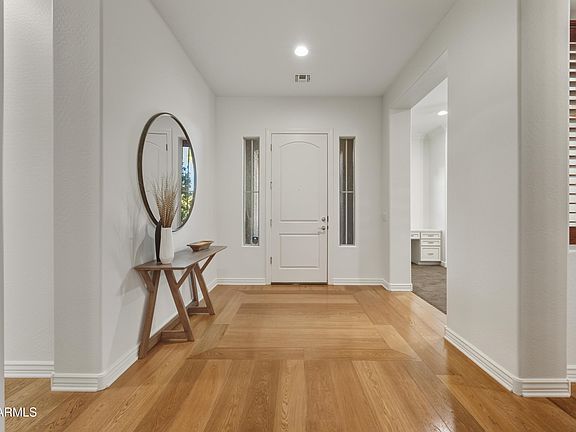 5th image of 3739 E Enrose Street
