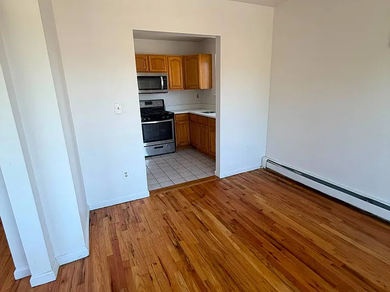 4334 Baychester Ave #3A — Photo 9