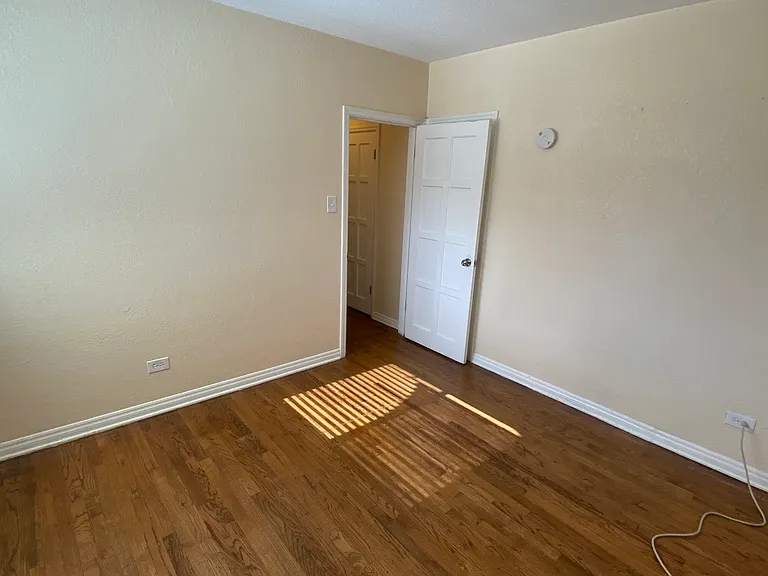 1690 Syracuse St — Photo 26