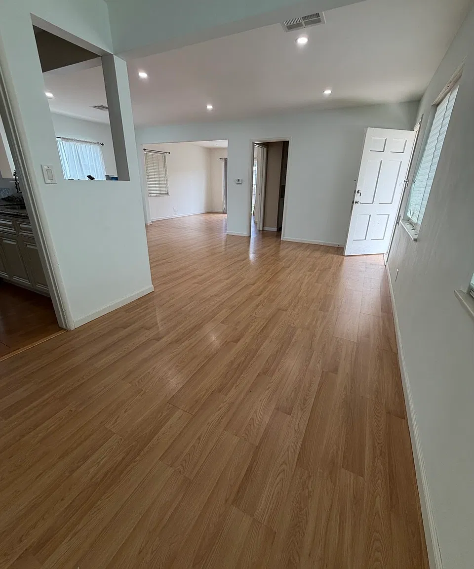 1 bed, 1000 sqft, $3,150 — Photo 1