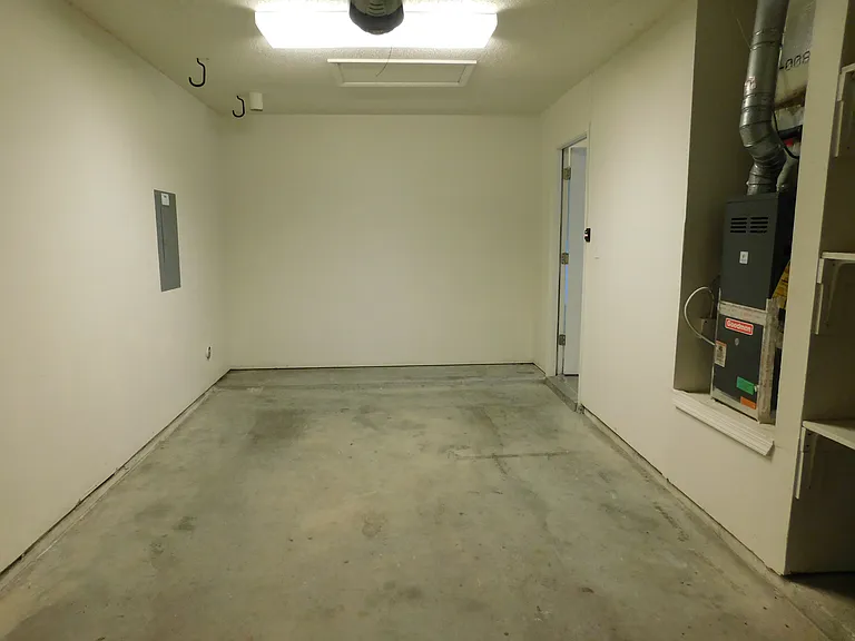 40 Callan Ct — Photo 12