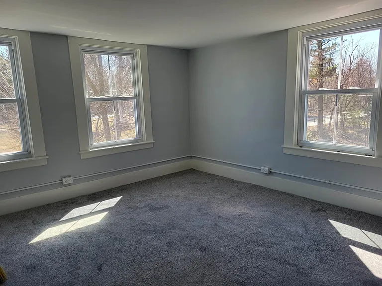 106 Emerson Ave #C — Photo 8