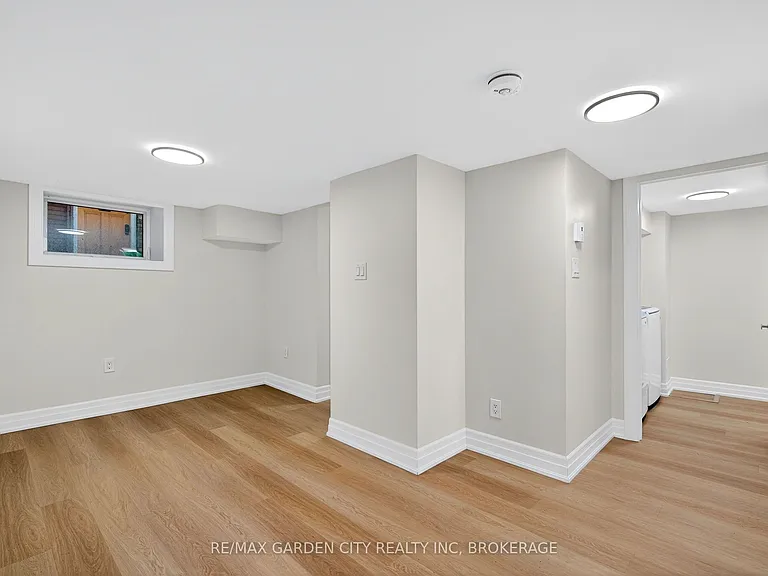 104 Carrick Ave #LOWER — Photo 6