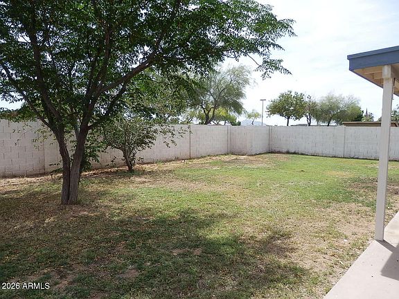 4th image of 203 S 132ND Street