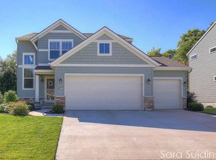 2930 Gilmore Ln, Jenison, MI 49428